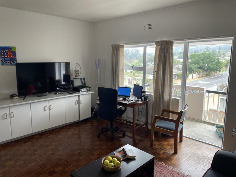 2 Bedroom Property for Sale in Oostersee Western Cape